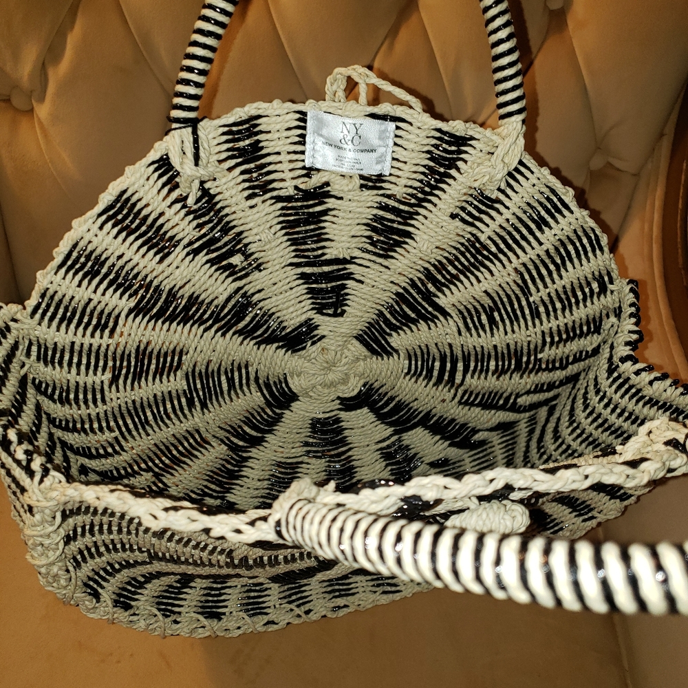 Straw purse